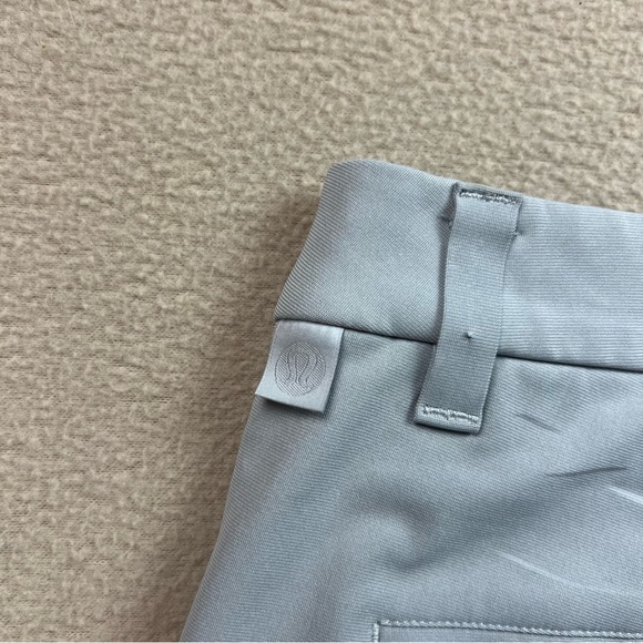 Lululemon Commission Classic Fit Shorts 7" Warpstreme Men's 30 Seal Gray EUC - Picture 7 of 8